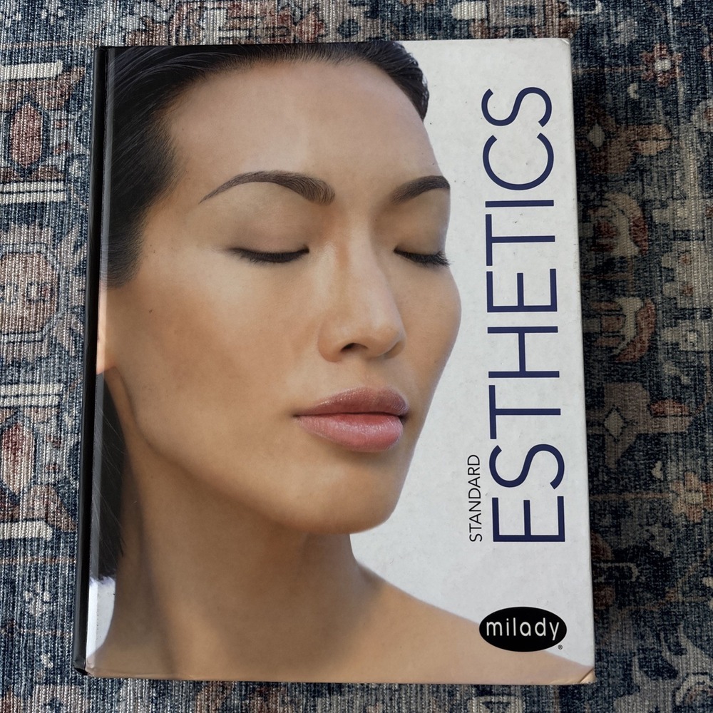 Milady Standard Esthetics: Fundamentals Pre-Owned